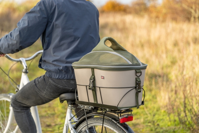 Trixie Fahrradkorb für den Gepäckträger - olivgrün/beige – Bild 5