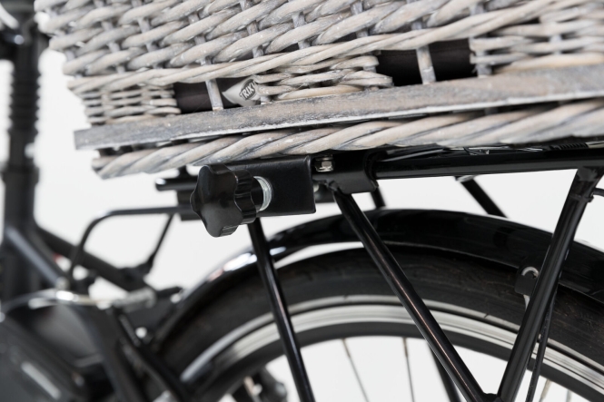 Trixie Fahrradkorb für Gepäckträger aus Weide - grau – Bild 5